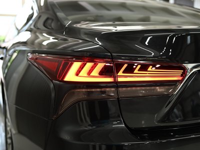 2023 Lexus LS — миниатюра 21