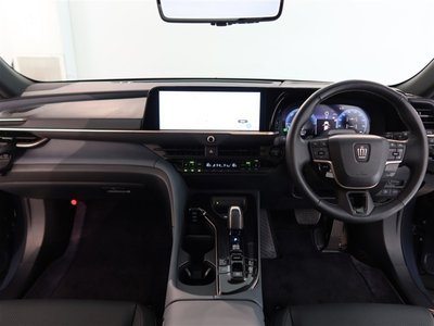 2025 Toyota CROWN ESTATE 照片 8