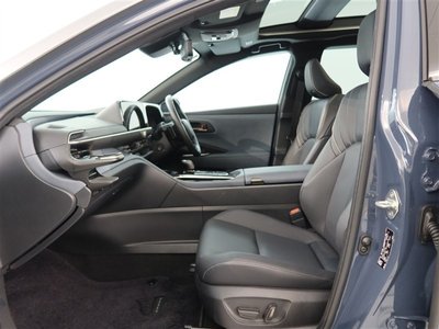 2025 Toyota CROWN ESTATE 照片 11