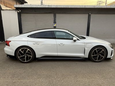 صورة 10 لـ 2022 AUDI E-TRON GT QUATTRO