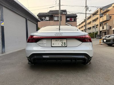 صورة 13 لـ 2022 AUDI E-TRON GT QUATTRO