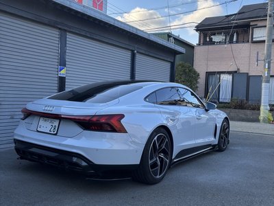 صورة 2 لـ 2022 AUDI E-TRON GT QUATTRO