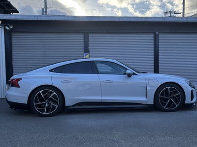 صورة 4 لـ 2022 AUDI E-TRON GT QUATTRO