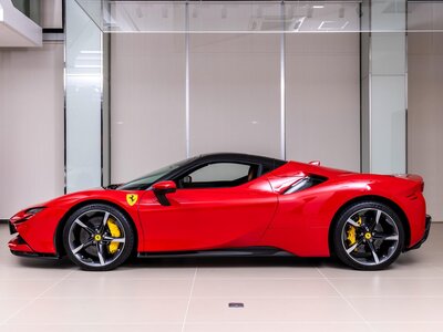 2024 Ferrari SF90 SPIDER — фото 21
