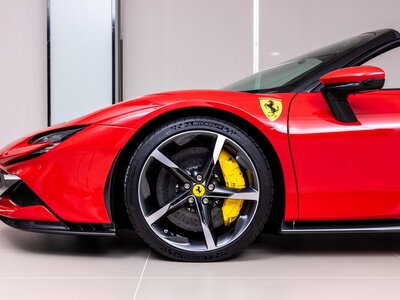 2024 Ferrari SF90 SPIDER — фото 25