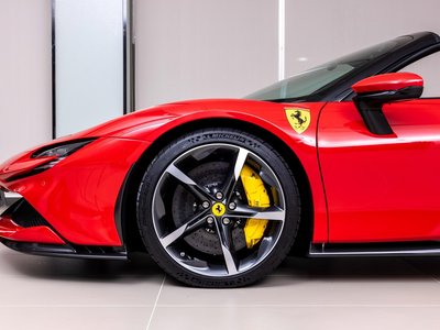 2024 Ferrari SF90 SPIDER — фото 30