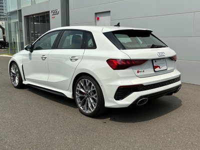 صورة 8 لـ 2022 AUDI RS3 SPORTBACK