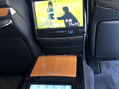 2019 Toyota CENTURY photo 23