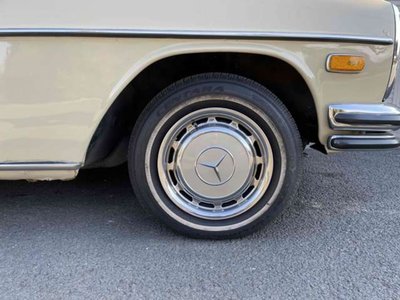 1972 Mercedes-BENZ MEDIUM-CLASS photo 15