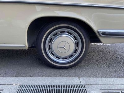1972 Mercedes-BENZ MEDIUM-CLASS photo 17