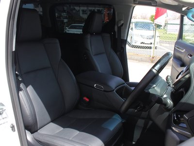 صورة 20 لـ 2023 Toyota ALPHARD