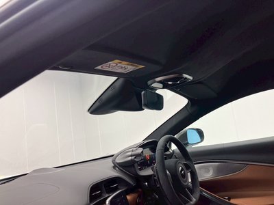 2025 Mclaren ARTURA photo 14