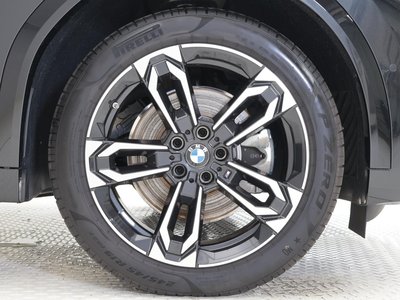 2026 BMW IX2 photo 10