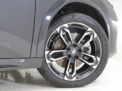 2026 BMW IX2 thumbnail 26