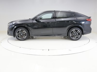 2026 BMW IX2 photo 7