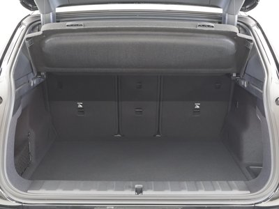 2026 BMW IX2 photo 16