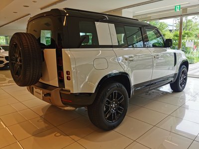 2025 LAND Rover DEFENDER thumbnail 23