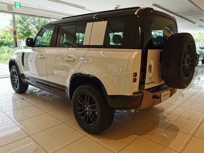2025 LAND Rover DEFENDER thumbnail 22
