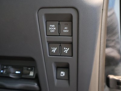 2024 Lexus LM thumbnail 50