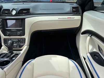 2015 Maserati GRANCABRIO — фото 36