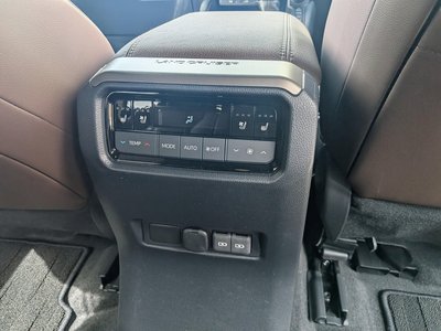 2024 Toyota LAND CRUISER 250 photo 19