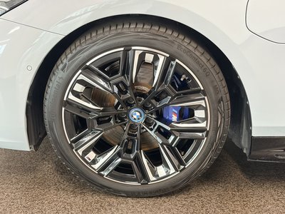 2025 BMW I5 thumbnail 21