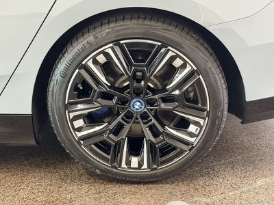 2025 BMW I5 thumbnail 22