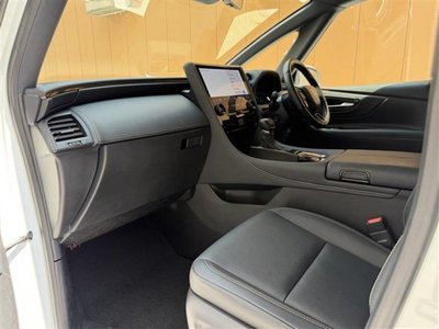 2025 Toyota ALPHARD — фото 45