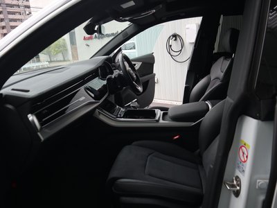 2024 AUDI Q8 — миниатюра 13