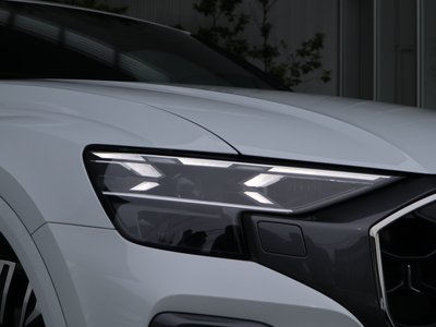 2024 AUDI Q8 — миниатюра 2