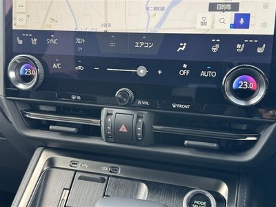 صورة 19 لـ 2025 Lexus GX