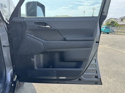 صورة 32 لـ 2025 Lexus GX