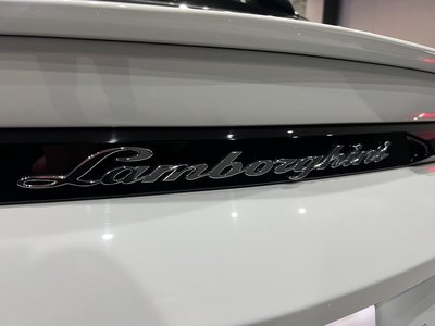 صورة 12 لـ 2019 Lamborghini URUS