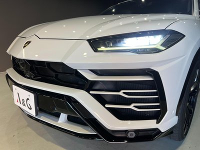 صورة 4 لـ 2019 Lamborghini URUS