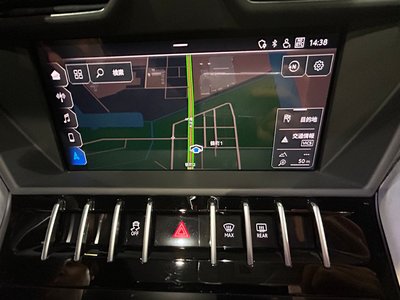 صورة 28 لـ 2019 Lamborghini URUS