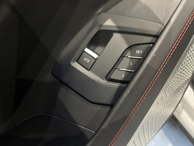 صورة 32 لـ 2019 Lamborghini URUS