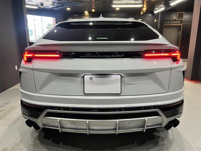 صورة 10 لـ 2019 Lamborghini URUS