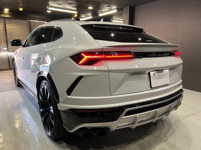 صورة 11 لـ 2019 Lamborghini URUS