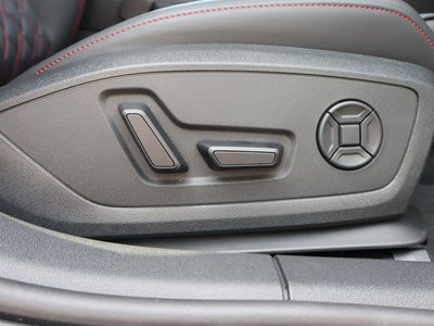صورة 17 لـ 2025 AUDI S3 SPORTBACK