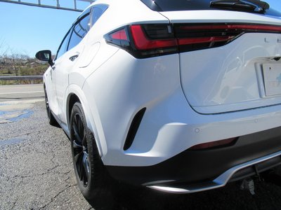 صورة 13 لـ 2023 Lexus NX