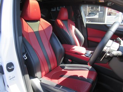 صورة 23 لـ 2023 Lexus NX