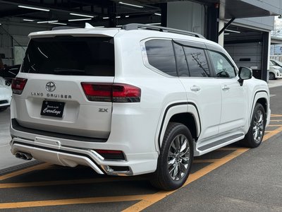 2024 Toyota LAND CRUISER 300 — фото 12