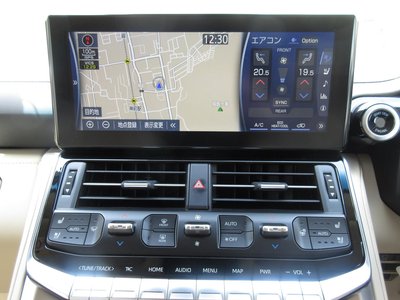 صورة 28 لـ 2023 Toyota LAND CRUISER 300