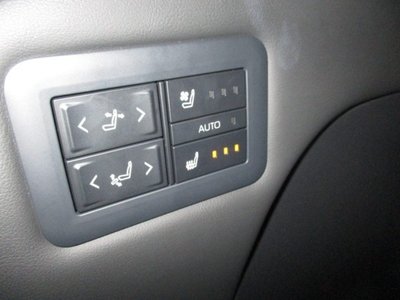 2025 Toyota ALPHARD — фото 22