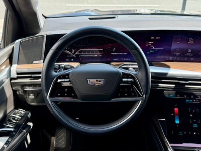 2025 Cadillac ESCALADE — миниатюра 45