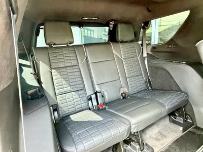 2025 Cadillac ESCALADE — миниатюра 30
