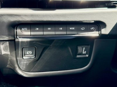 2025 Cadillac ESCALADE — миниатюра 67