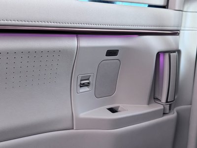 2025 Lexus LM 缩略图 42