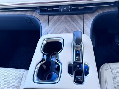2025 Lexus LM 缩略图 33