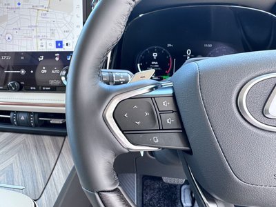 2025 Lexus LM 缩略图 24